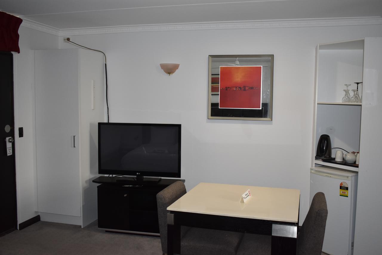 Roundhouse Motel Peterborough Zewnętrze zdjęcie